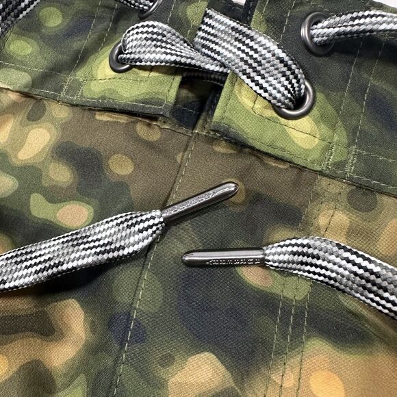 Burberry Breton Camo Print Men Size XL Swim Trunks/Shorts Fern Green NWT $480 - Picture 8 of 10